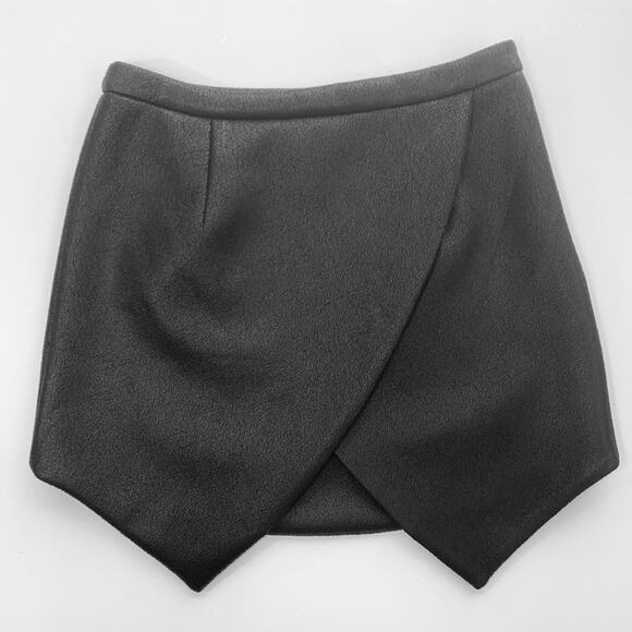 🆕 NWOT Jaggar Revolve Asymmetrical Skirt Side Zip Punk Rock Glam Rocker Black M - Picture 1 of 12